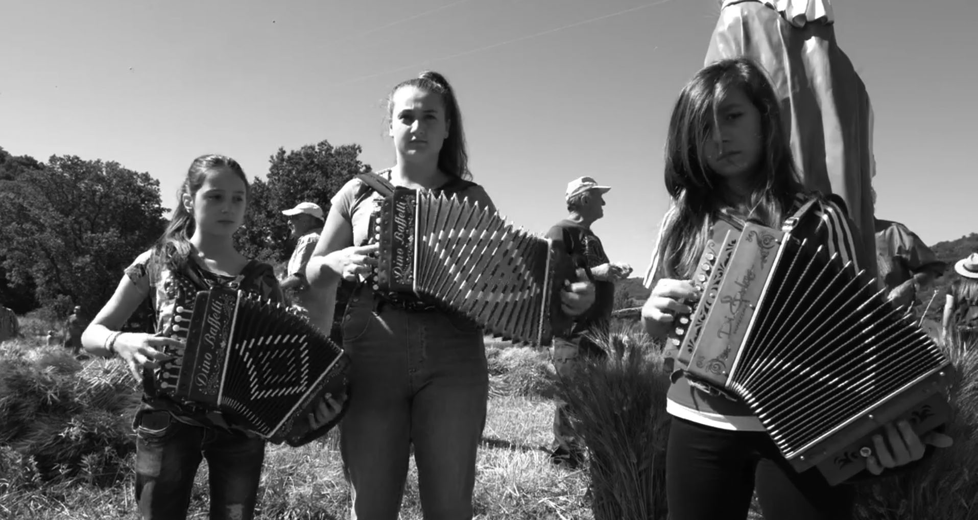 Suonatrici di organetto-Jelsi
